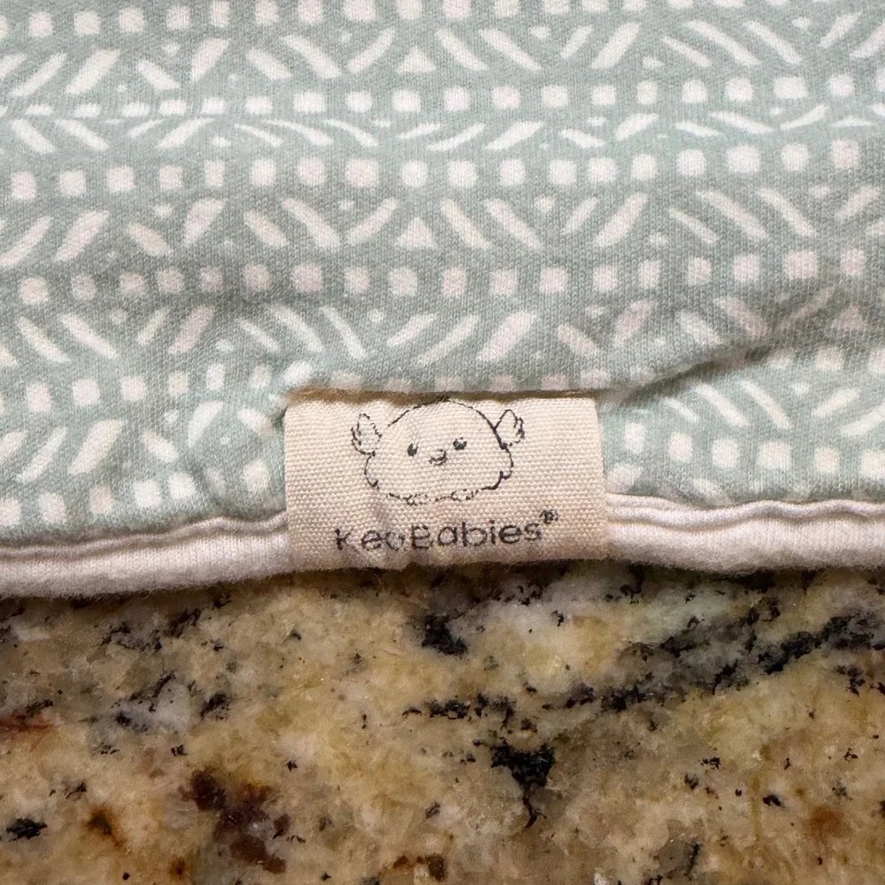 KeaBabies Organic Cotton Burp Cloths 5 Pack Grey Green‎ Woodland Neutral Set